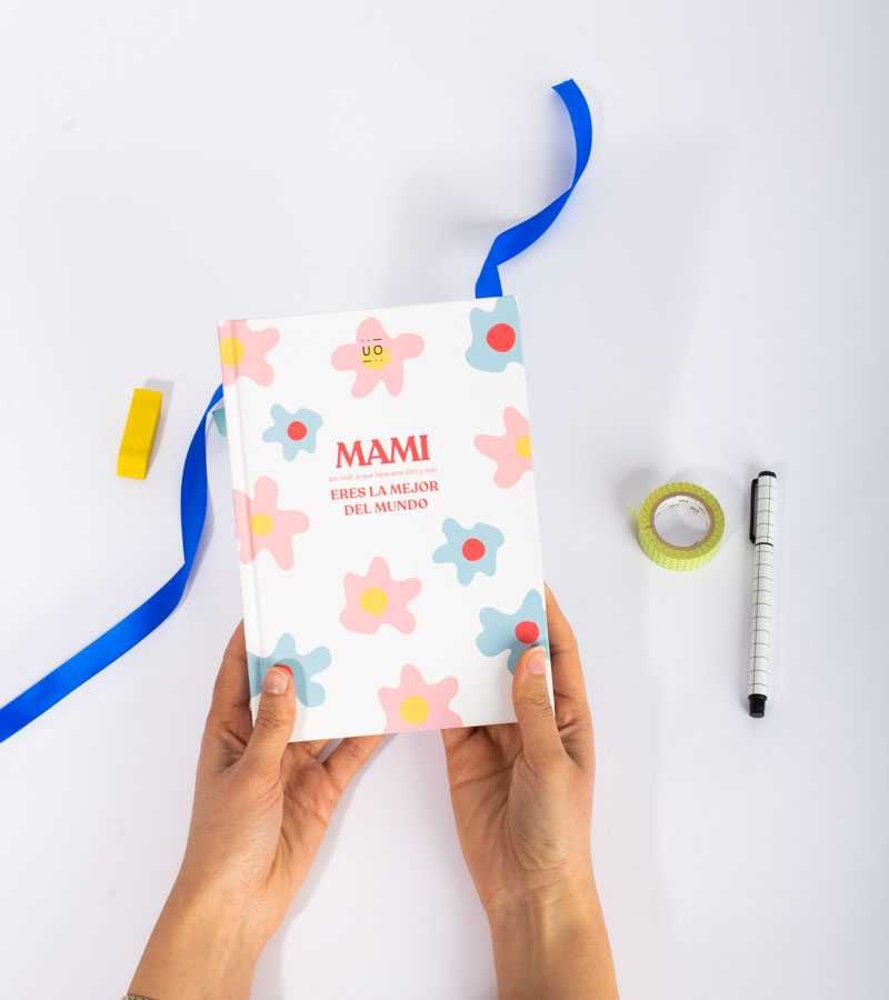 Libro rellenable "MAMÁ"